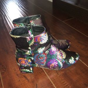 Brown embroidered booties